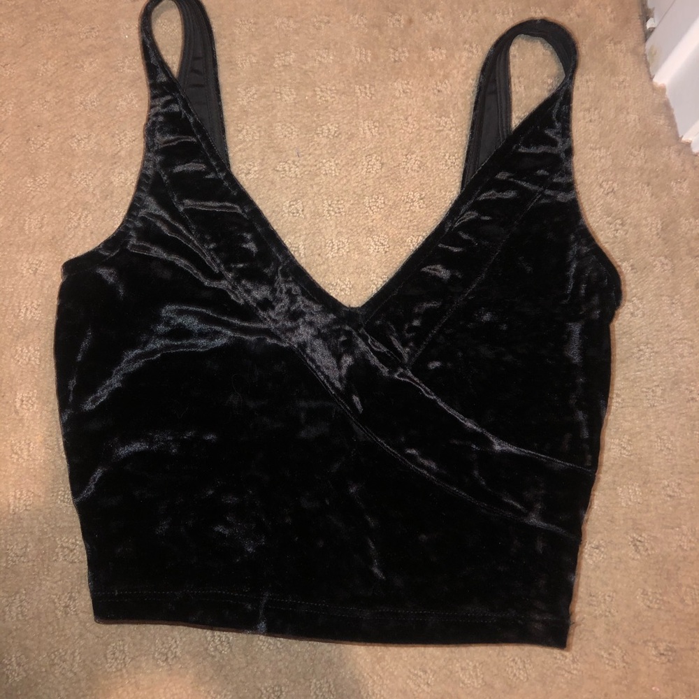 Black velvet cropped top